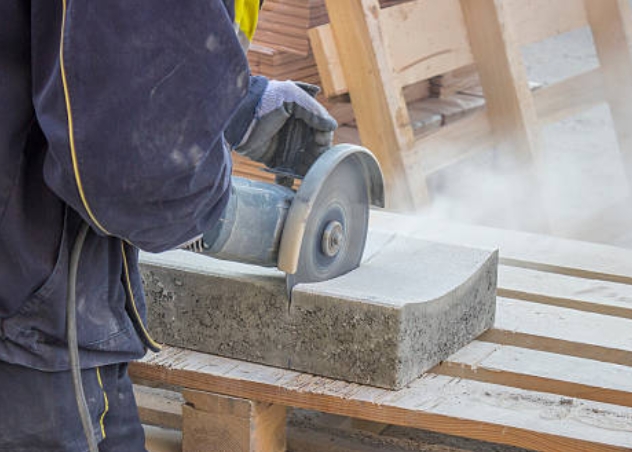 Cut bricks with a Circular Saw