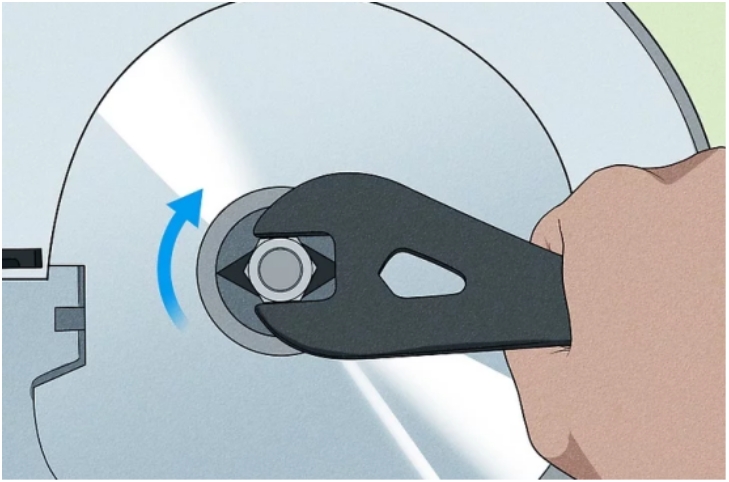 Tighten the arbor nut securely without over-tightening.